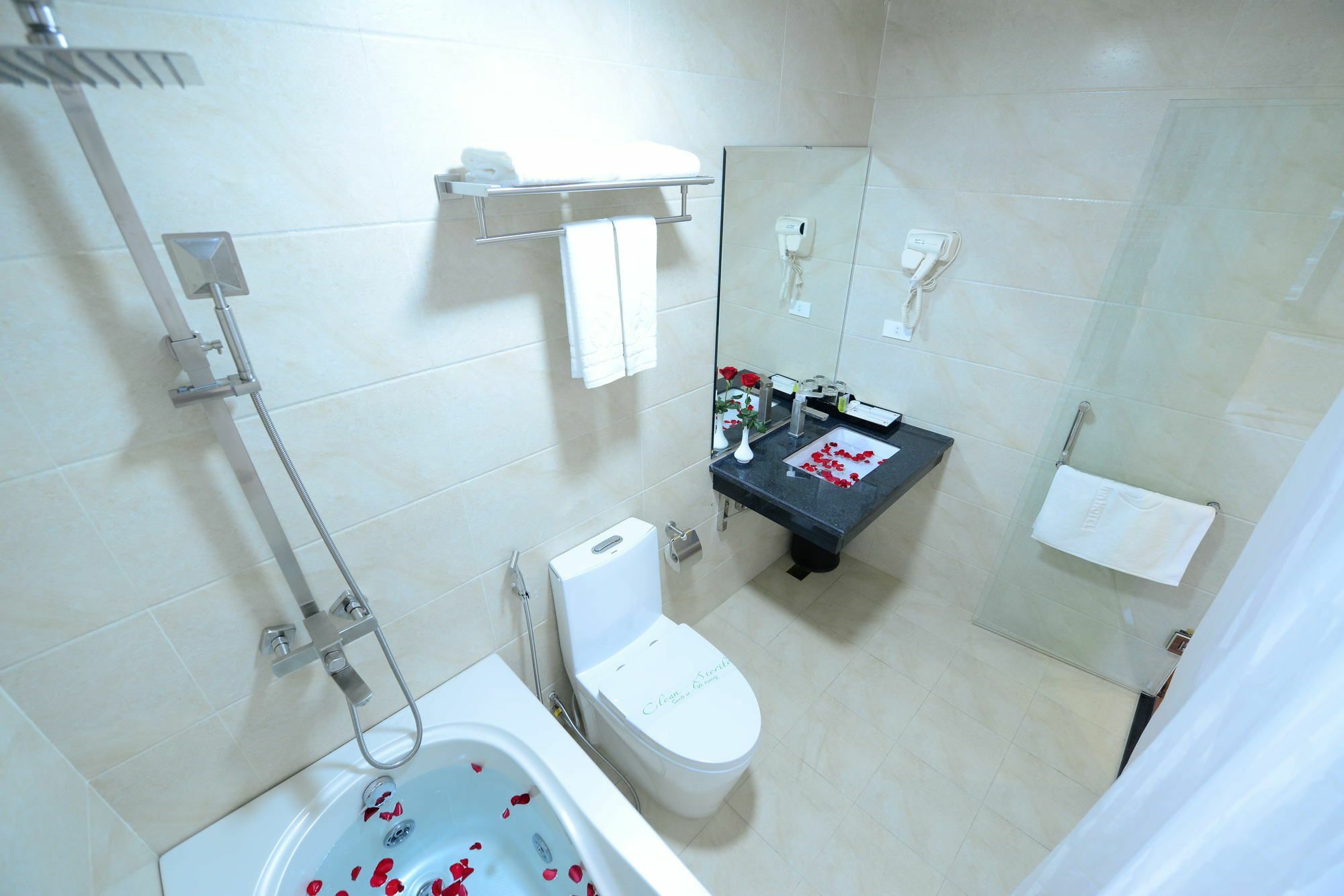 Blue Hanoi Inn Luxury Hotel Exterior foto
